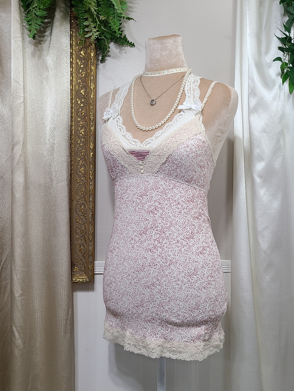♡ Y2K ♡ Abercrombie Burgundy Floral Lace Button Front Babydoll Cami Tank Top - Picture 3 of 9